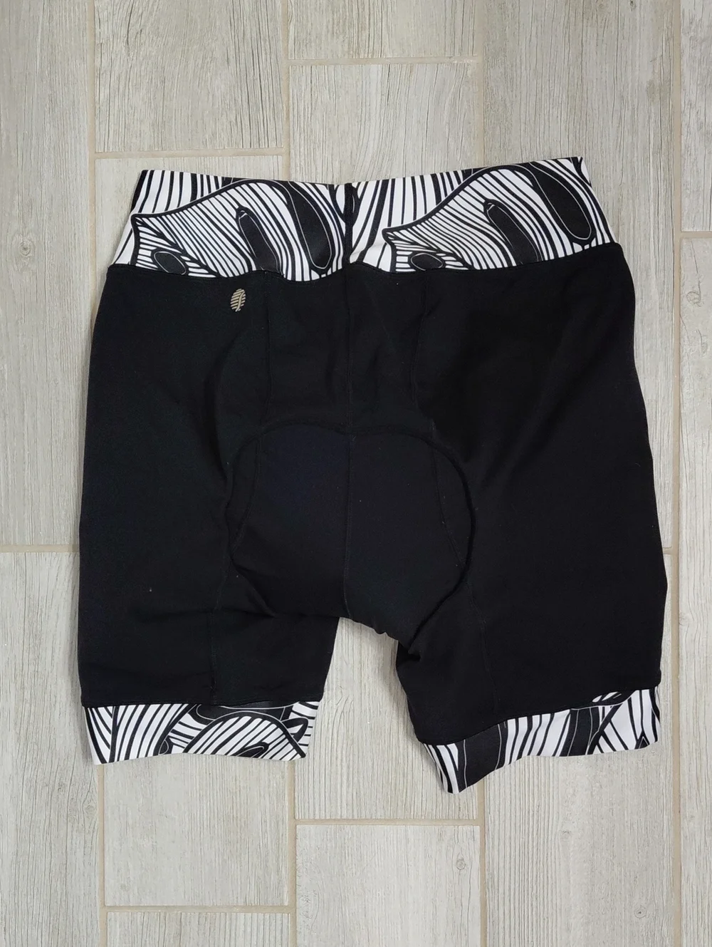 Shebeest Ultimo Short Banana Leaf Biking Shorts